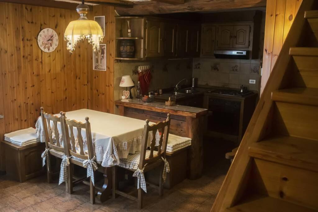 Chalet Indipendente In Centro A Valtournenche Ngoại thất bức ảnh